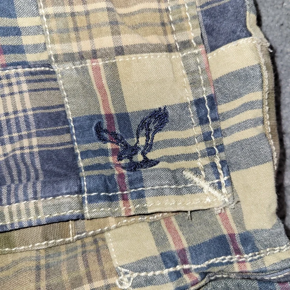 American Eagle Cargo Shorts Mens 26 Plaid Classic Length Relaxed Grunge Skater